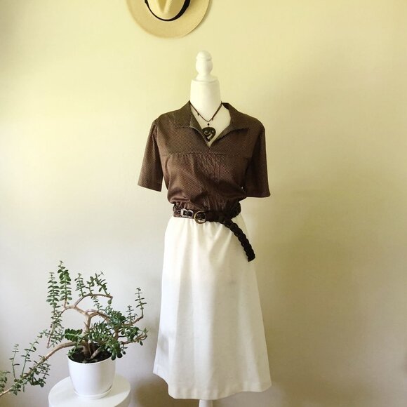 Vintage Day Dress With Polka Dot Top & Cream Skirt - Picture 12 of 12